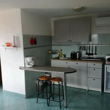 Jasmina Apartment Pula